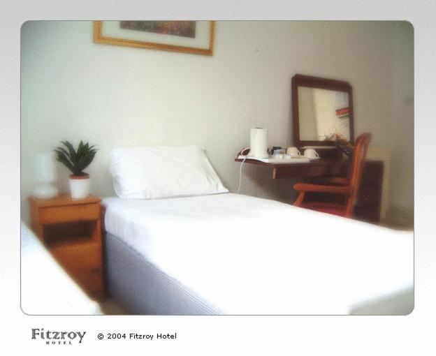 Fitzroy/Cosmo Hotel Λονδίνο Δωμάτιο φωτογραφία